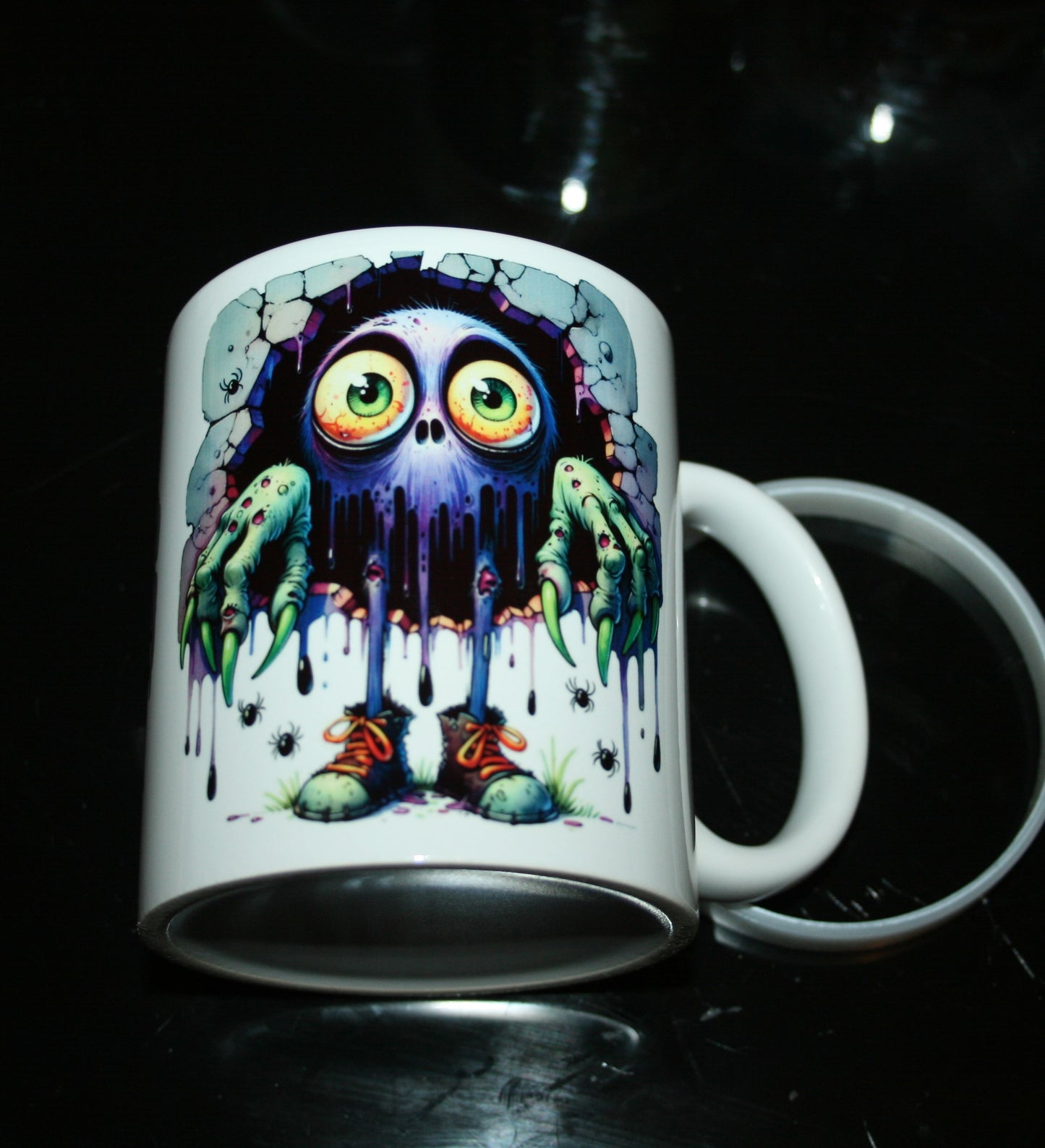 Tasse monstre