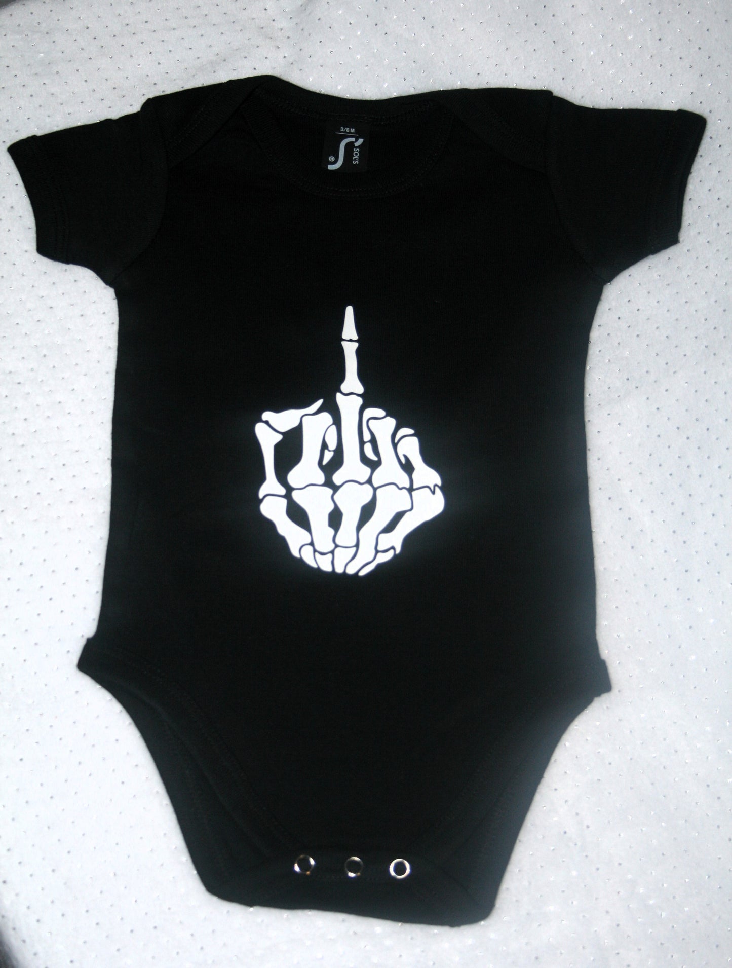 Body main squelette floquée