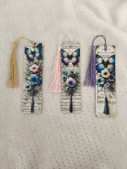 Marque-pages papillon et note de music